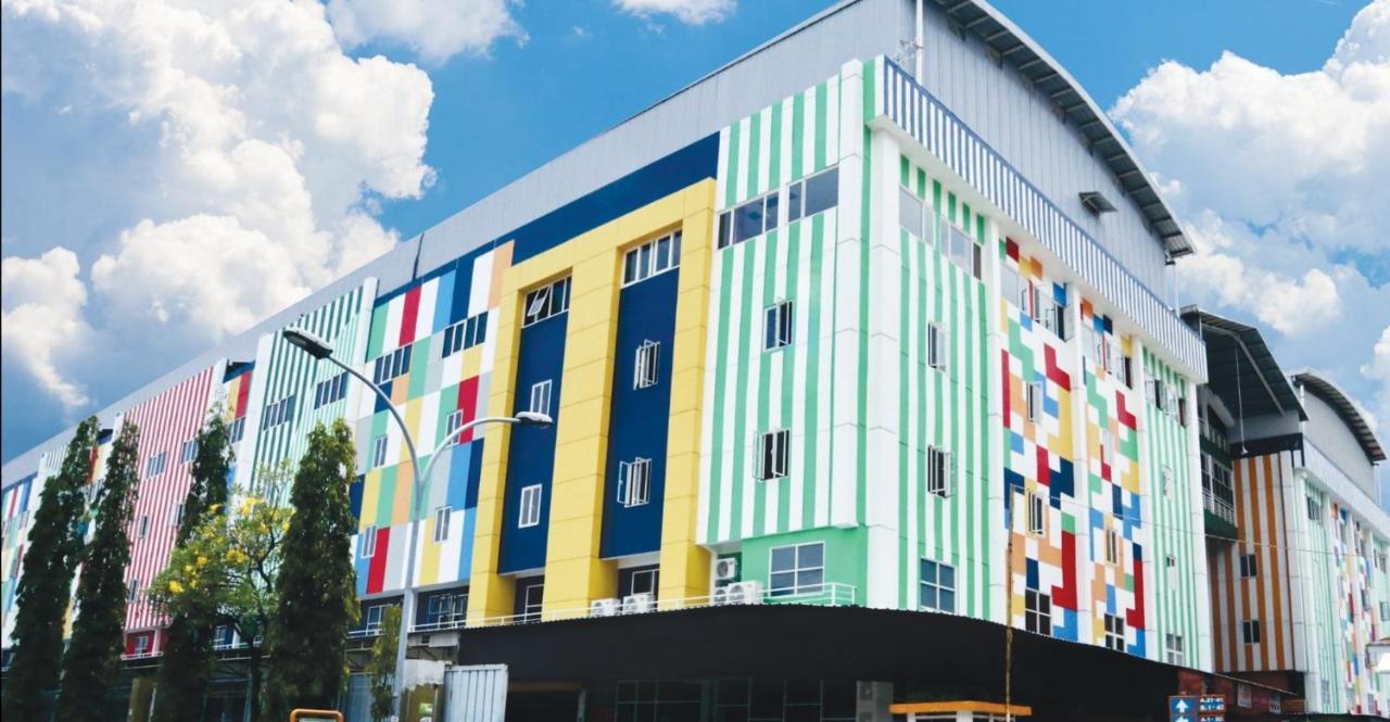 D'Carol Hotel Surabaya Eksteriør bilde