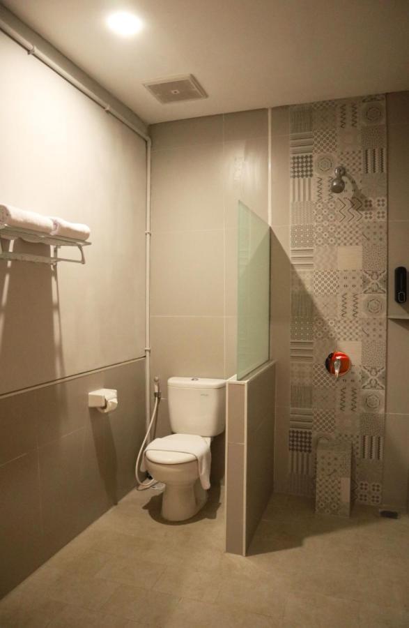 D'Carol Hotel Surabaya Eksteriør bilde